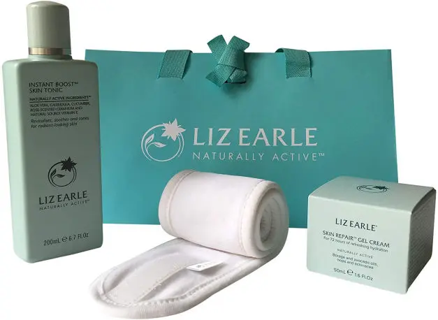 Liz Earle Gift Set